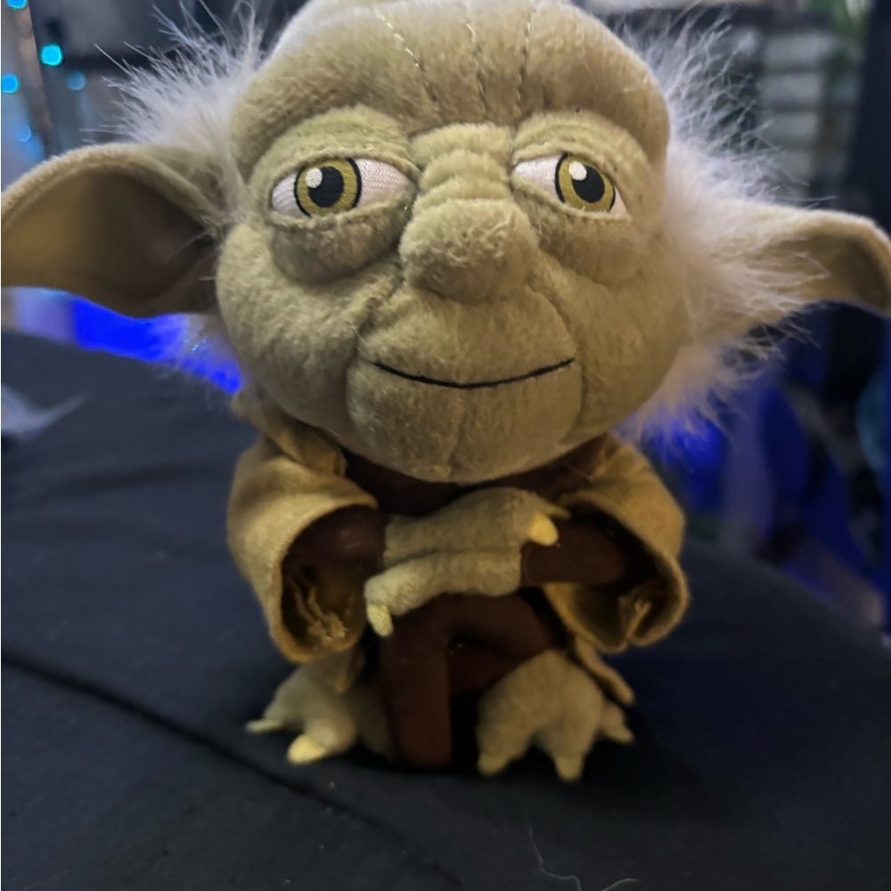 Star Wars Big Headed Yoda 7" Plush Toy